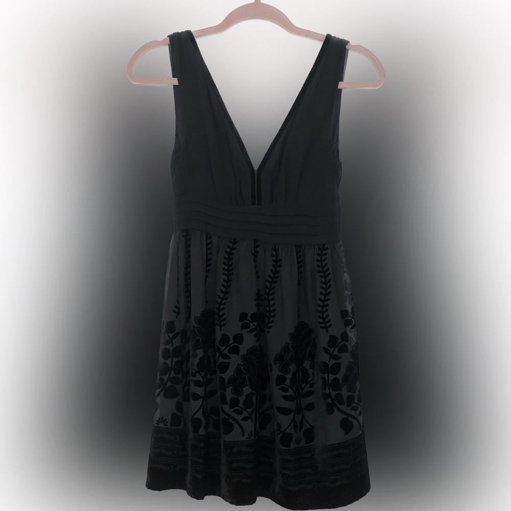 NWT H&M Conscious Collection Black V Neck Cocktail Dress Velour Details, US2